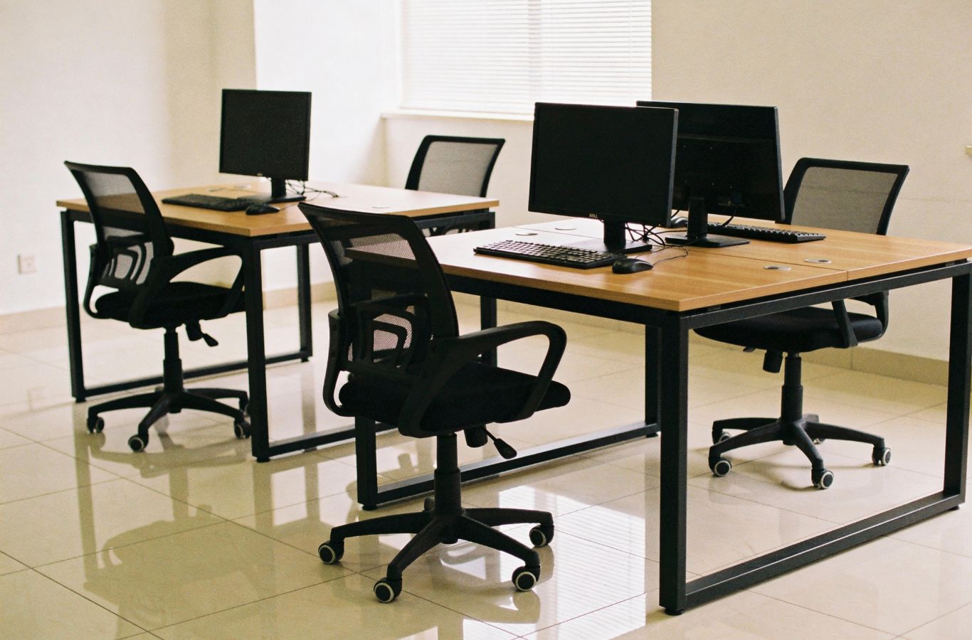 First Class Cleaning specialist delivering commercial Cleaning Services in Fontana, CA with precision. Cleaning Services Near Me.